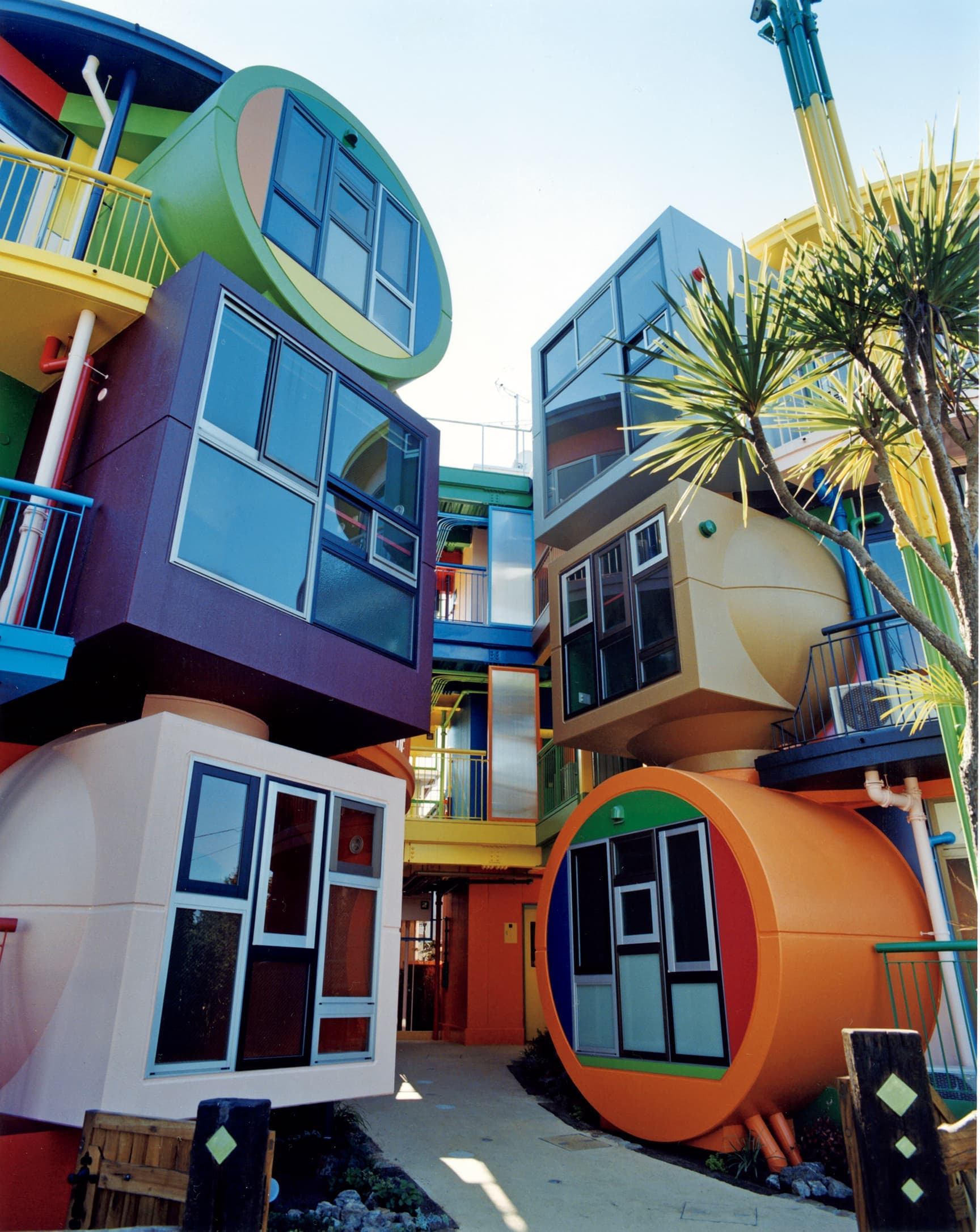 三鷹天命反転住宅
