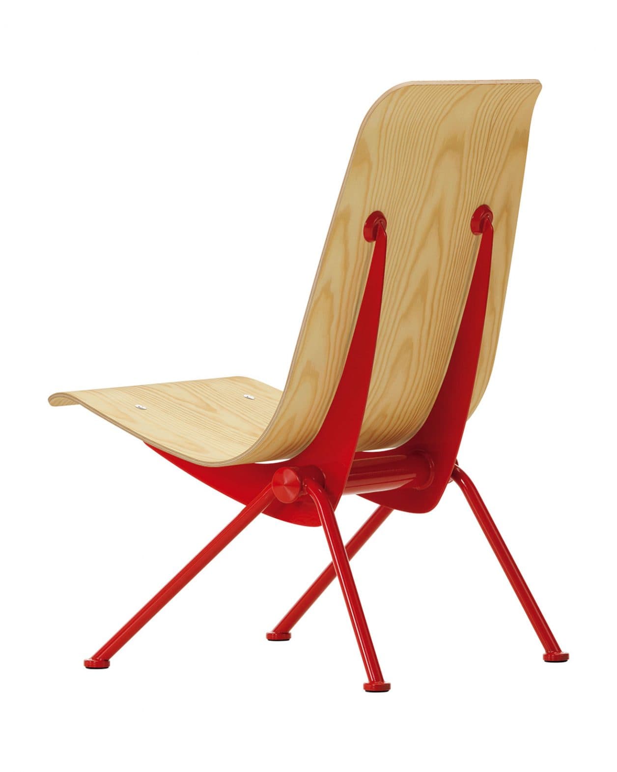 プルーヴェの名作椅子が特別仕様で復刻。